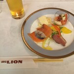 Ginza Raion Kurashikku Horu - 