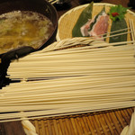 九州 熱中屋 - 五島豚のアゴ出汁しゃぶしゃぶ　完熟赤柚子胡椒添え　中　〆の五島うどん