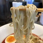 旨味出汁ソバ、味玉