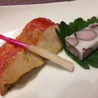 城山ガーデンズ　水簾 - 焼物です