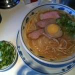 らあめん英 - らーめん＋ねぎ７５０円