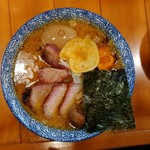 らーめん森や。 - カリフリちゃーしゅーめん・味噌・はるゆたか・カリフリ味玉増し