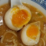 らーめん森や。 - カリフリちゃーしゅーめん・味噌・はるゆたか・カリフリ味玉増し