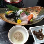 Ichiyanagi - 刺身４種盛りと小鉢