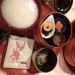 石塀小路 朝粥と出し茶漬け KOI-KOI - 