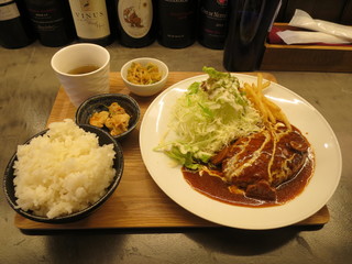 budouedatakiyakikushiyakiandowaimburanchi - 手ごねハンバーグランチ 500円(限定20食)