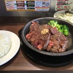 いきなりステーキ - ワイルドステーキ＋ライスサラダセット