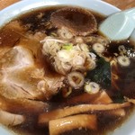 醤油らーめん（黒）