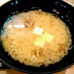 Niigata Katsuichi - 味噌汁（なめこと豆腐）