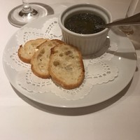 かえりやま - ☆6パンとタップナードソース