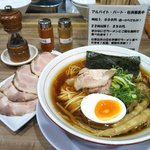 ラー麺 陽はまた昇る - 鶏しょうゆラーメン(並盛¥750)