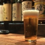 深夜酒場 とさか - プレミアムモルツ 生ビール 500円。