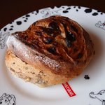 自然派パン工房 ふるさとの道 - レーズンパン