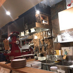 フォカッチャディレッコ500 - カウンター裏、キッチンの様子。