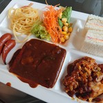 パークサイドカフェ - スイーツバイキング(1,800円)(なぜか中央にカレールー)