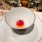 ロオジエ - パッションフルーツだったかな？甘酸っぱいフルーツのグラッセ