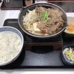 Yoshinoya - 2018.11.27  牛すき鍋膳