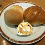 ステーキ宮 - セットのパン