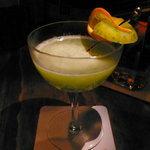 グリーントマトをジンと合わせたカクテル。野菜をうまくカクテルに取り入れている