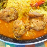 シナモンガーデン - スリランカスタイルワンプレートチキン(アップ)