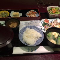 中之島なだ万 - なだ万の朝食