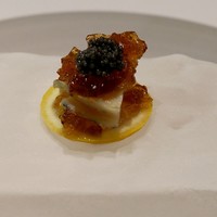 スコルピオーネ 祇園 - 鮑とキャビア　コンソメのジュレ