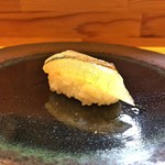 すし兆 - さより 昆布締め（握り）