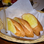 パセオ - ガーリックトースト