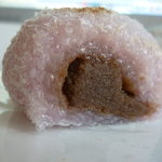 芳光 - 小菊（道明寺 黒砂糖あん）（断面）