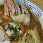 麺屋十郎兵衛 - 渡り蟹と鶏豚骨の赤味噌仕立て（アップ）