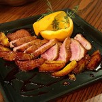 肉ビストロ モニ - 鴨肉のじっくりロースト ソース･オランジュ