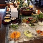 囲み家 - 料理写真:サラダバー
