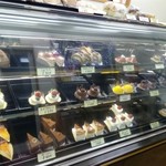 ケーキハウス ブートンドール - かなりの品揃え