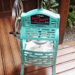 祇園NITI - 坪庭を望む縁側にかき氷機が