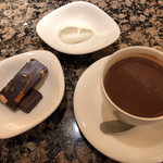 ラ･メゾン･デュ･ショコラ 丸の内店 - 