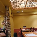 おばんざい だるま - カウンター以外は以前と変わっていません