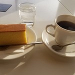 カステラの銀装　カフェ　ラ・サール 湘南藤沢工場直営店