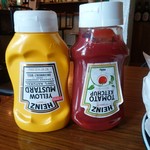 ジョージズ・バーガー - 調味料