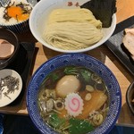 つけそば 神田 勝本 - 味玉清湯つけそば ¥930