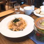 生クリーム専門店 MouMou Cafe - 