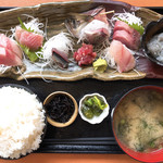 いとう漁協直営　漁師めしや　波魚波 - 