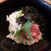 お料理 とみやま - ねぎとろ・釜揚げしらすの２色丼
