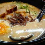 くねくねラーメン 千種店 - しおとんこつ ¥780
