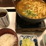 Ganko - 鍋焼きカレーうどん定食は842円（税込）。