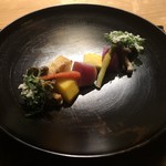 御料理 光安 - 野菜の美しさが際立つ。意外にも人参葉の旨さに驚く。