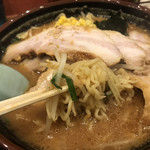 Sankumamu - 強縮れの細麺