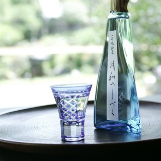 We offer a wide selection of sake and wine that will enhance the deliciousness of your dishes.