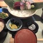 大山鶏と鮮魚 居酒屋 まいか - 