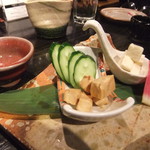 海老の髭 - もろみ醤油のクリームチーズが美味しかったです！甘海老は入荷無しΣ(ﾟдﾟlll)ｶﾞｰﾝ