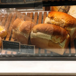 ル・グルニエ・ア・パン - ショーケース